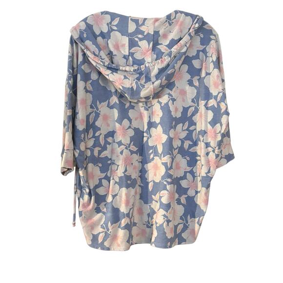 Chaser Sky Blue Floral Print 3/4 Sleeve V-Neck Hooded T-Shirt Top Size M Light - Picture 9 of 11